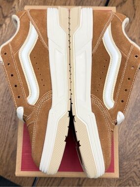 Vans Hylane Brown Unisex M8/W9.5